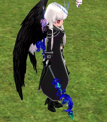Equipped Luna Crystal Staff