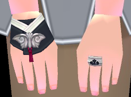 Equipped Butterfly Cuff and Ring (M) viewed from the side