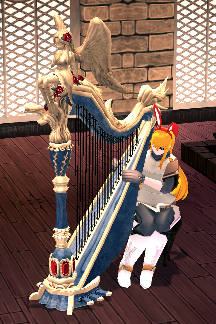 Seated preview of Laighlinne Harp