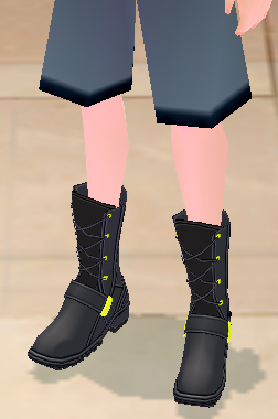 Equipped Eternal Resistance Shoes (M) viewed from an angle