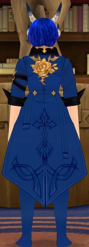 Equipped Moonlight Hunter's Attire (F) viewed from the back