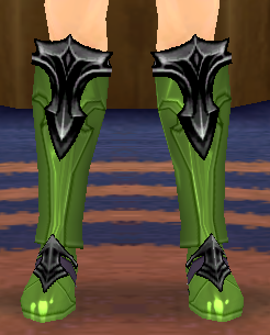 Colossal Valiance Greaves (M) Equipped Front.png