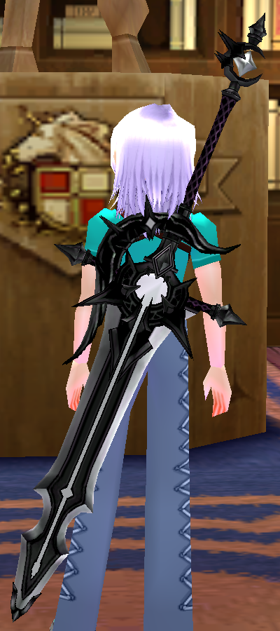 Sheathed Soluna Blade