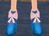 Lined Ribbon Shoes Equipped Front.png