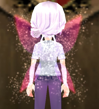 Equipped Violet Sprite Wings viewed from the back