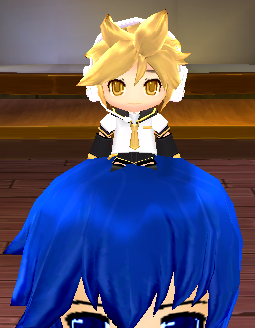 Equipped Teeny Kagamine Len viewed from the front